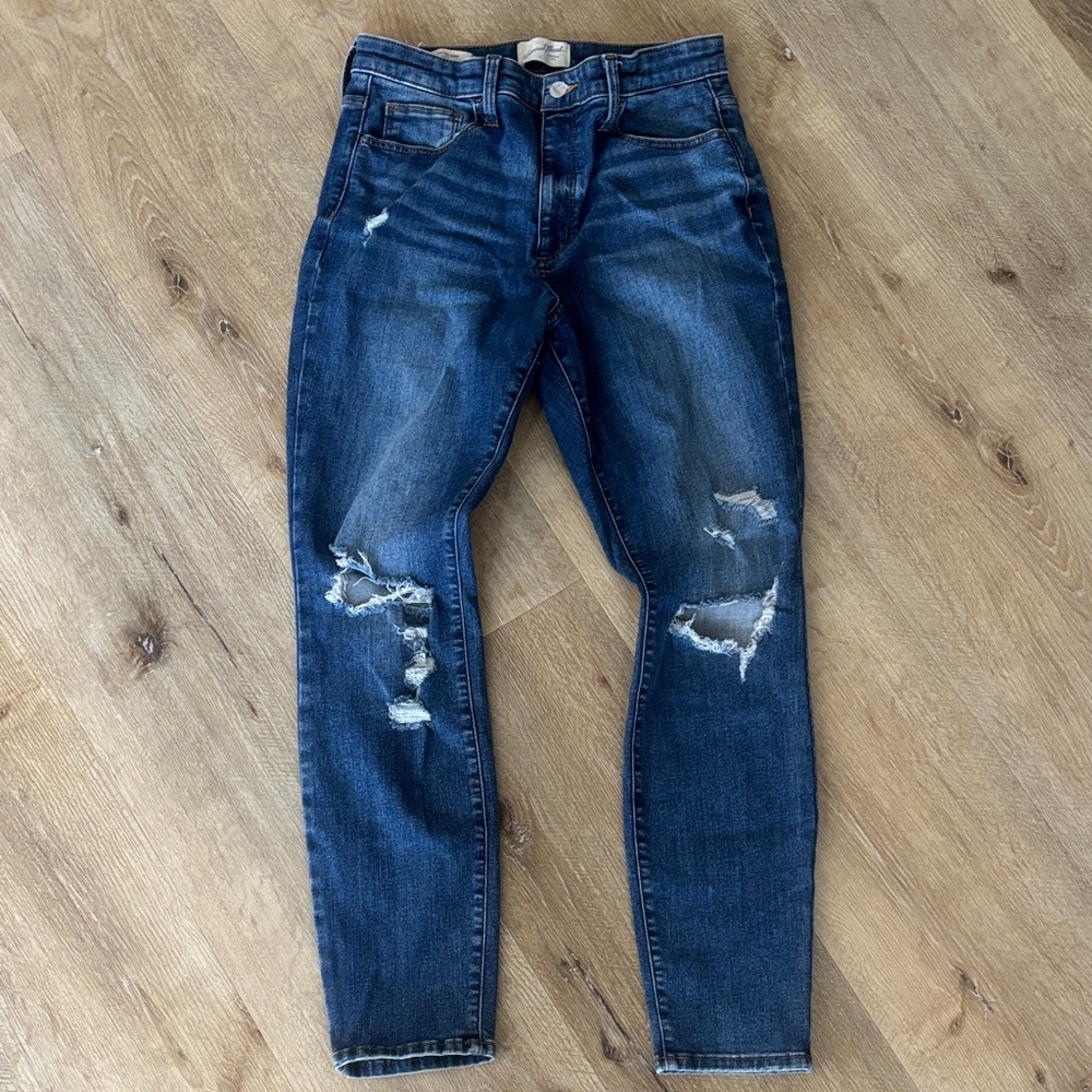 Skinny Y2K Distressed Blue Jeans